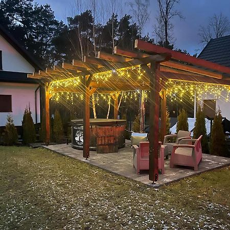 Willa Pod Debami Domek Nad Zalewem Chancza Z Balia Na Wylacznosc Rakow  Zewnętrze zdjęcie